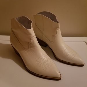 Treasure & Bond Cream Color Leather Boots size 8